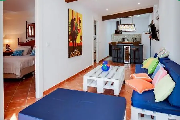 Detached Villa For 6 People In Lloret De Mar With Comunal Outdoor Swimming Pool Puigventos 0*,  إسبانيا