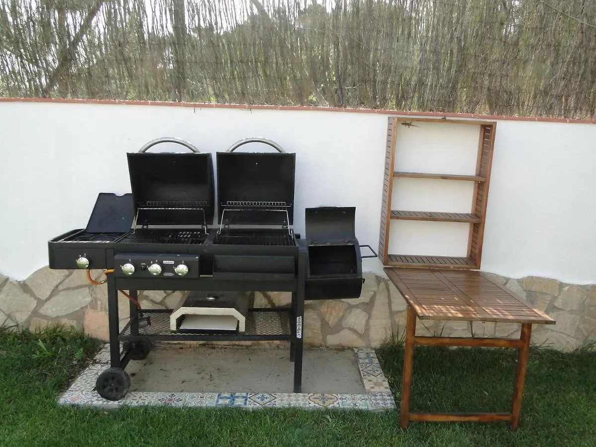 Detached Villa For 6 People In Lloret De Mar With Comunal Outdoor Swimming Pool Puigventos 0*,  スペイン