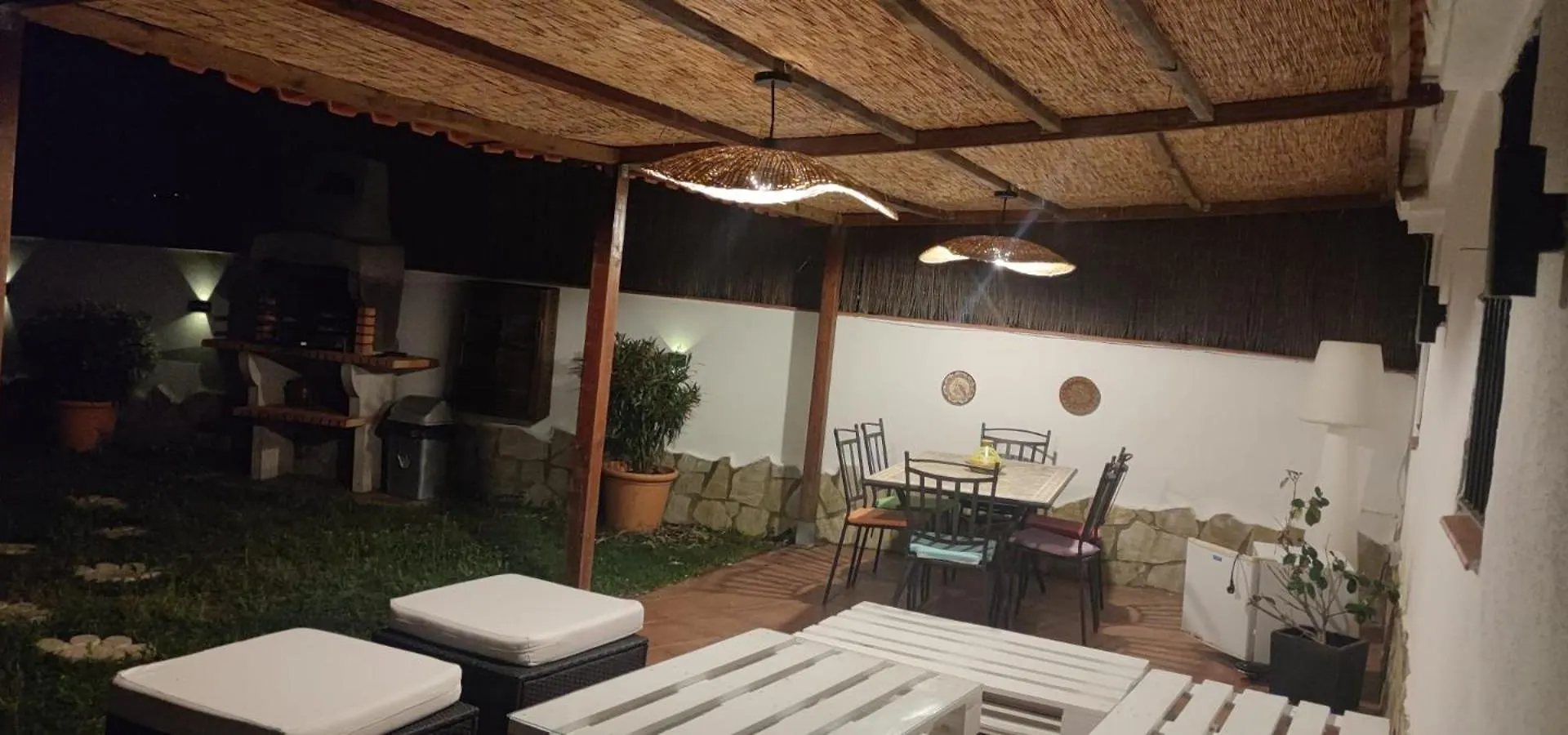 Detached Villa For 6 People In Lloret De Mar With Comunal Outdoor Swimming Pool Puigventos スペイン